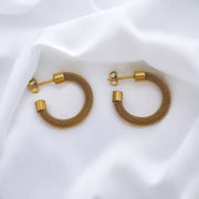 Hoop earrings | Raffia