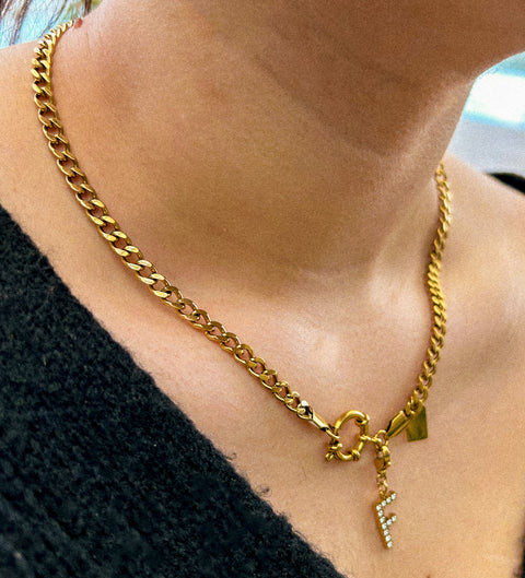 Collier personnalisable lettre en plaqué or acier inoxydable